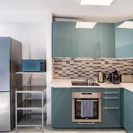 Modern 1 Bed Apartment, Minutes From The El Médano