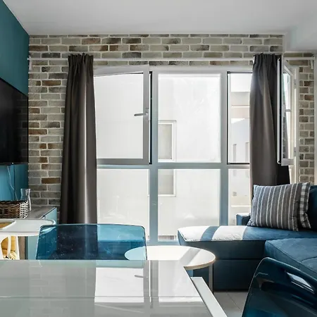 Apartamento Modern 1 Bed Apartment, Minutes From The *